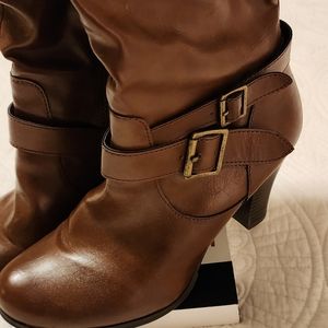 *Brown beauty! Knee high boot